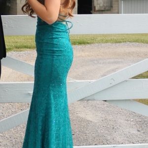 gorgeous teal prom dress with floral and sparkles! size 00 but fits a 2/4!
